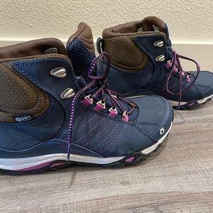 Very Gently Used Oboz Hiking Boots